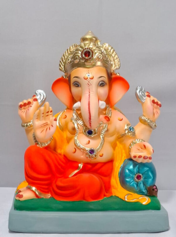 Peshve Pose Ganesh - Red (B1-12)