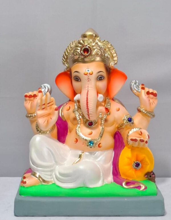 Peshve Pose Ganesh-White(B1-16)