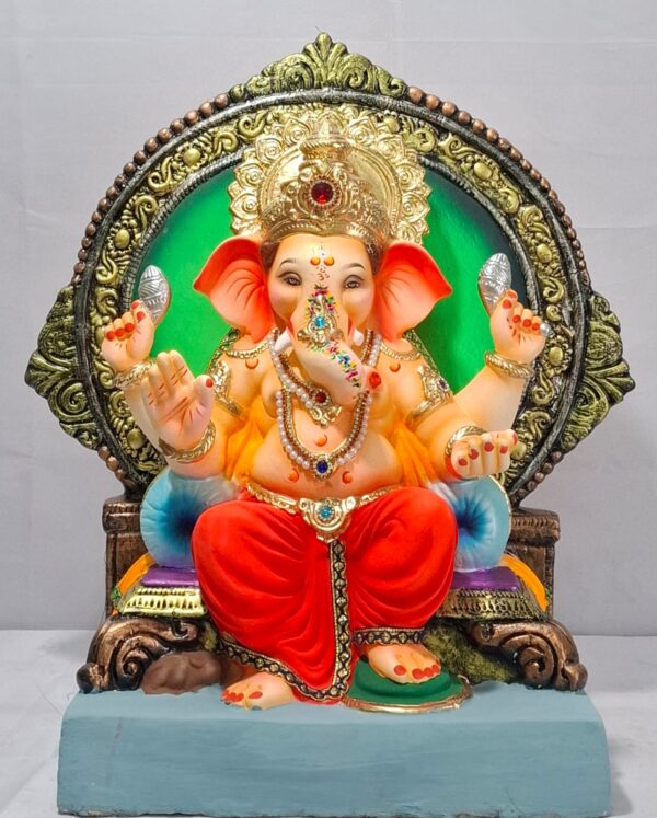 Varadhasta Prabhaval Ganesh-Red(E1-13)