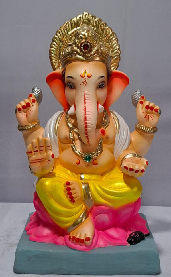 Varadhasta Lotus Ganesh-Yellow(C2-3)
