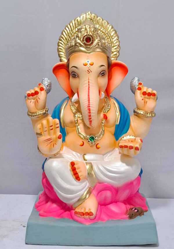 Varadhasta Lotus Ganesh-White(C2-4)