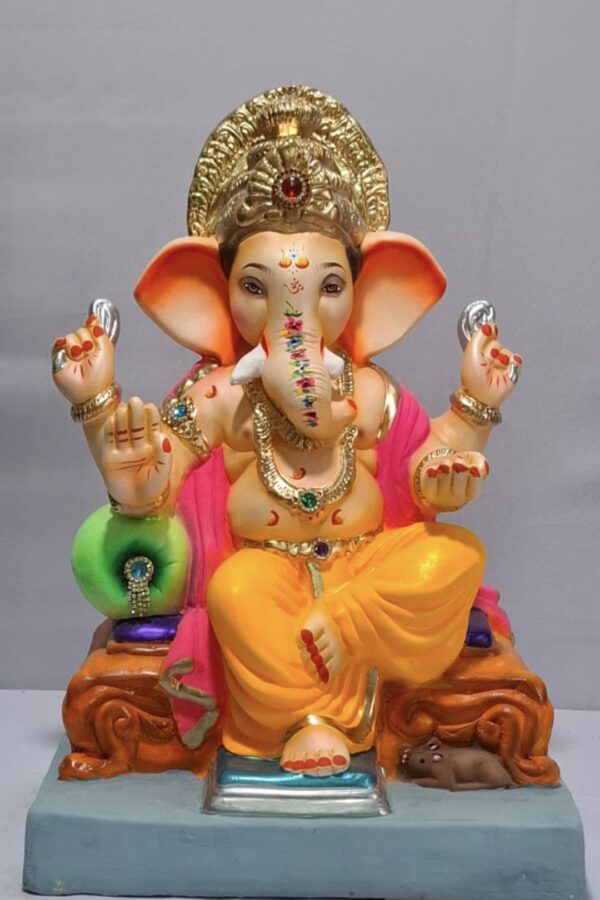 Single load Varadhasta Ganesh-Golden Yellow(D2-4)